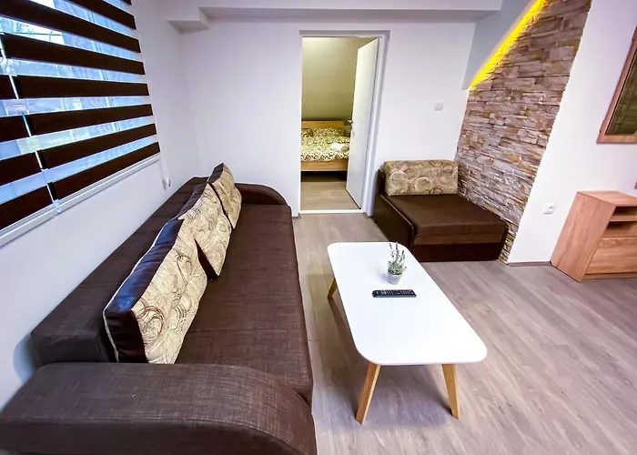 Διαμέρισμα Kiko Ζρένιανιν