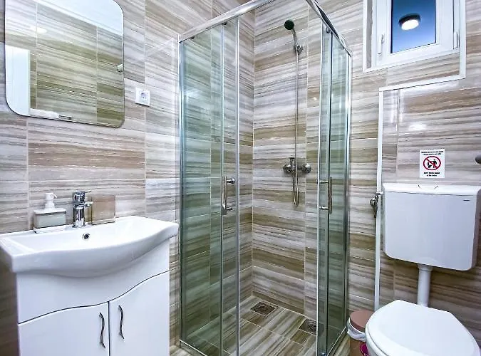 Kiko Ζρένιανιν