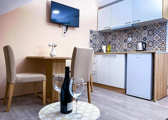 Διαμέρισμα Kiko Ζρένιανιν